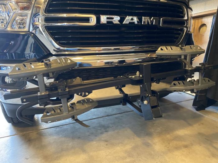 The ram 3500 hd class v hitch/receiver supports up to